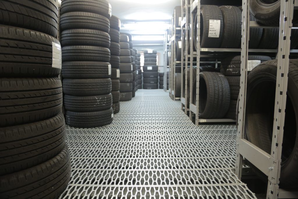 Tires-stored-correctly